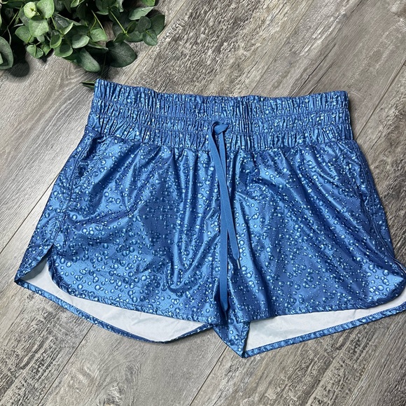 Zyia Active High Rise Bomber Shorts in Blue Bubble Size XL - Picture 3 of 11